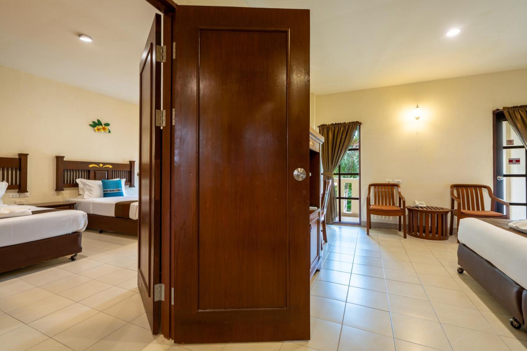Phuket Leelavadee Hua Ting Resort Patong Exterior foto